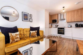 Stylish 2 Bed Apartment in Hull City Centre, Perfect for business & Contractors, Free Parking!